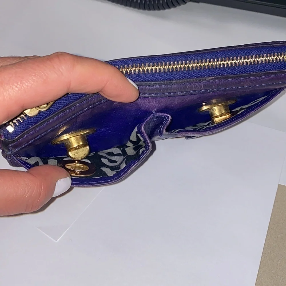 Marc Jacobs Totally Turnlock Purple Leather Wallet